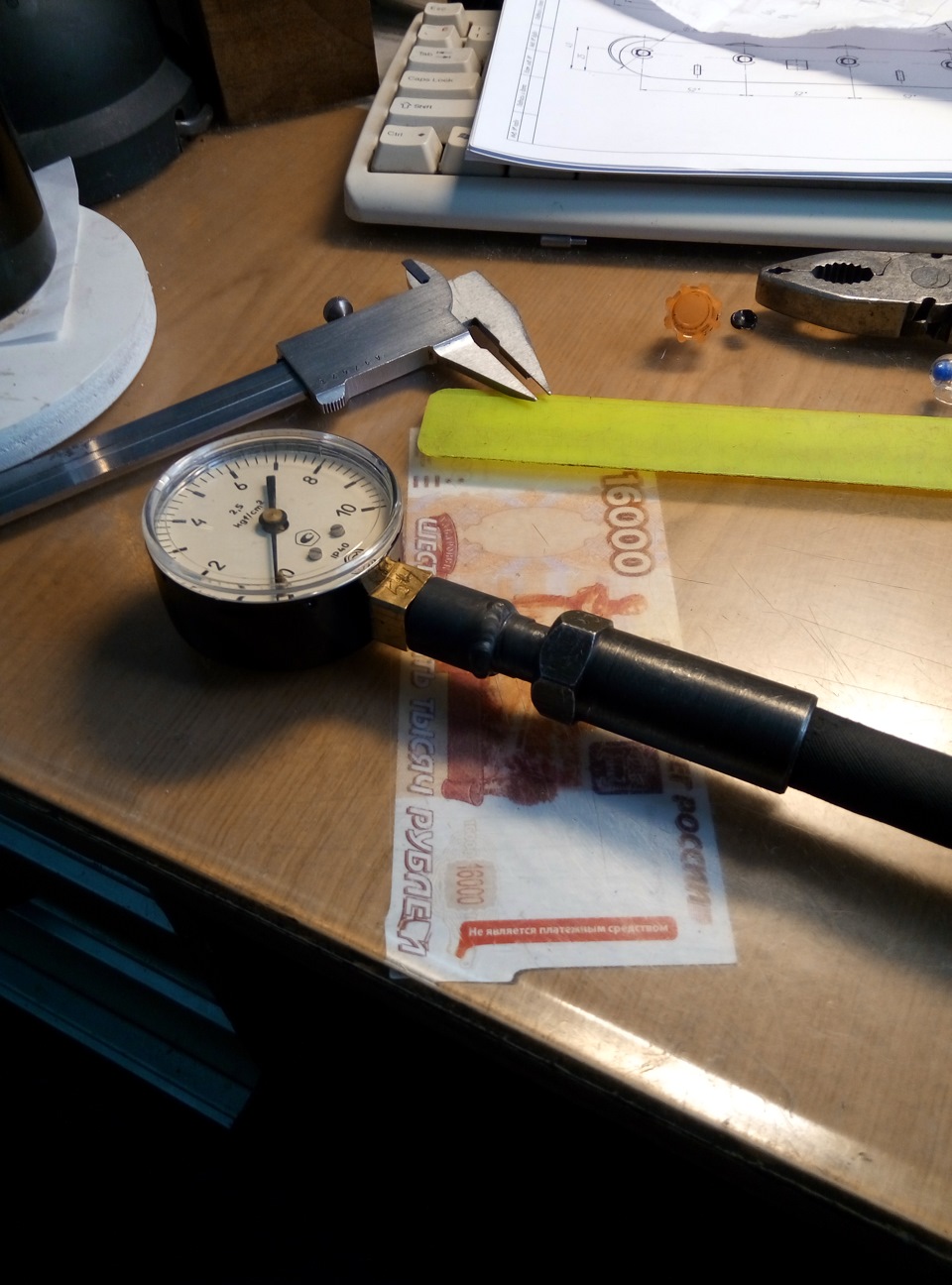 Механический манометр для измерения давления масла — Lada 2110, 1,7 л ...