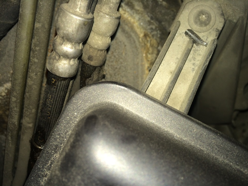 Течь — BMW 5 series (E60)