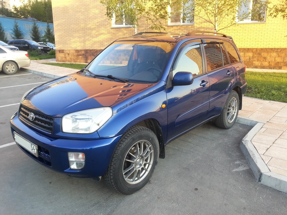 Рав 4 2002. Тойота рав 4 2002. Toyota rav4 2002 года красная. Рав 4 l 2002 года. Тойота рав 4 1 поколения 2002 года.