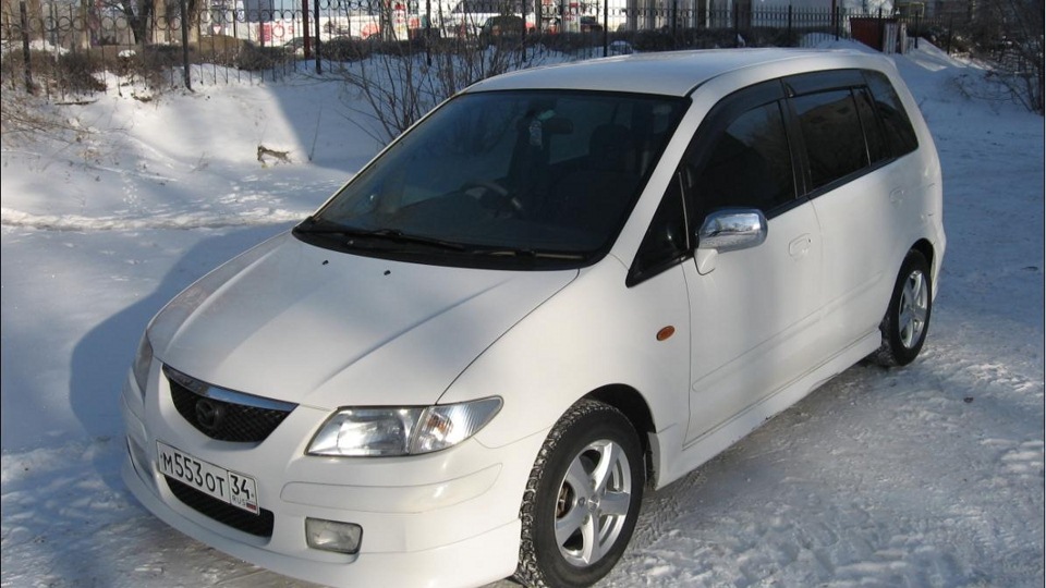 Ремонт мазда премаси. Mazda Premacy обвес. Мазда Премаси 2000 золотистая. Мазда Премаси отзывы владельцев 1.8 бензин.