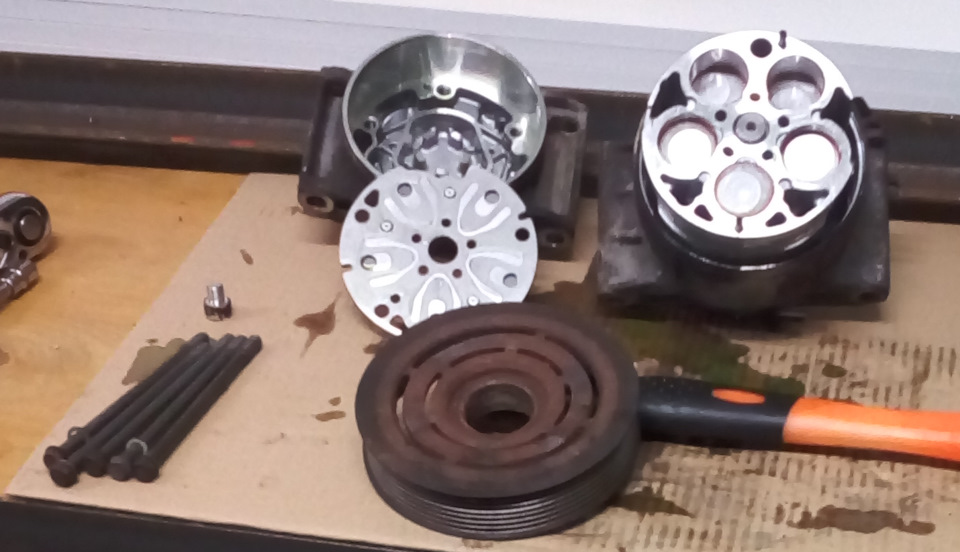 Фото в бортжурнале Nissan Pathfinder (3G)