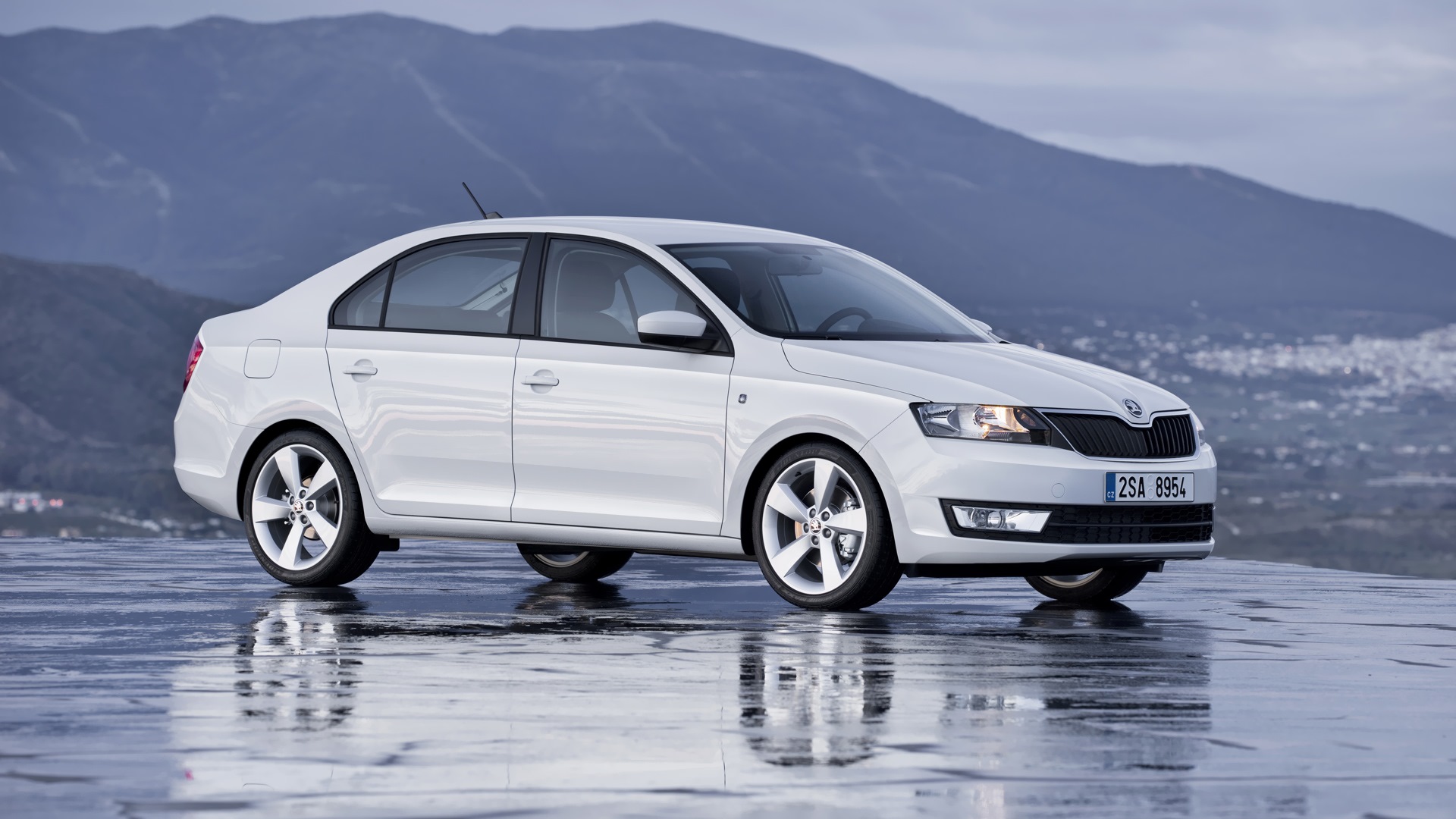 Skoda Rapid 2013