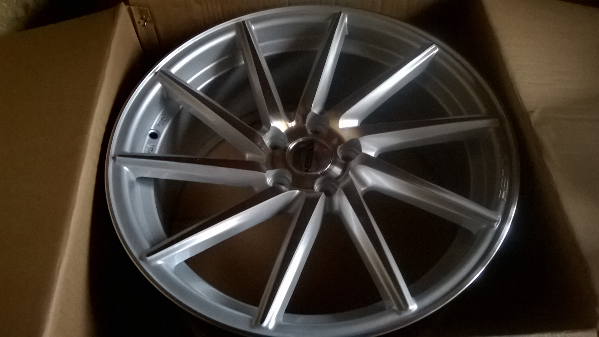 Диски Vossen CVT r18