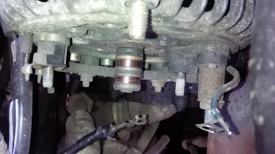 Горит лампочка зарядки аккумулятора.(решено) — Rover 600, 2 л, 1997 ...