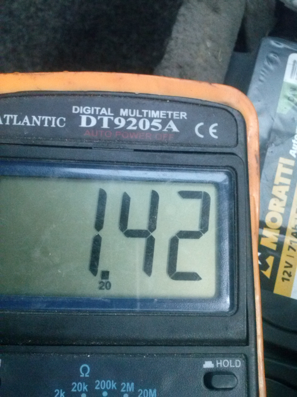 Ну в общем утечка тока обнаружена. Всем добра. — Audi 100 (C3)