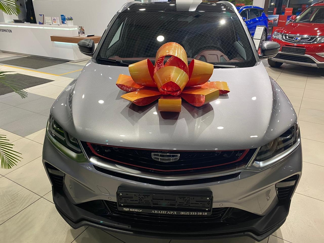 Джили кулрей флагшип 2023. Geely Coolray серебро. Джили кулрей сатиновое серебро. Сатиновое серебро Coolray. Geely Coolray драйв 2.