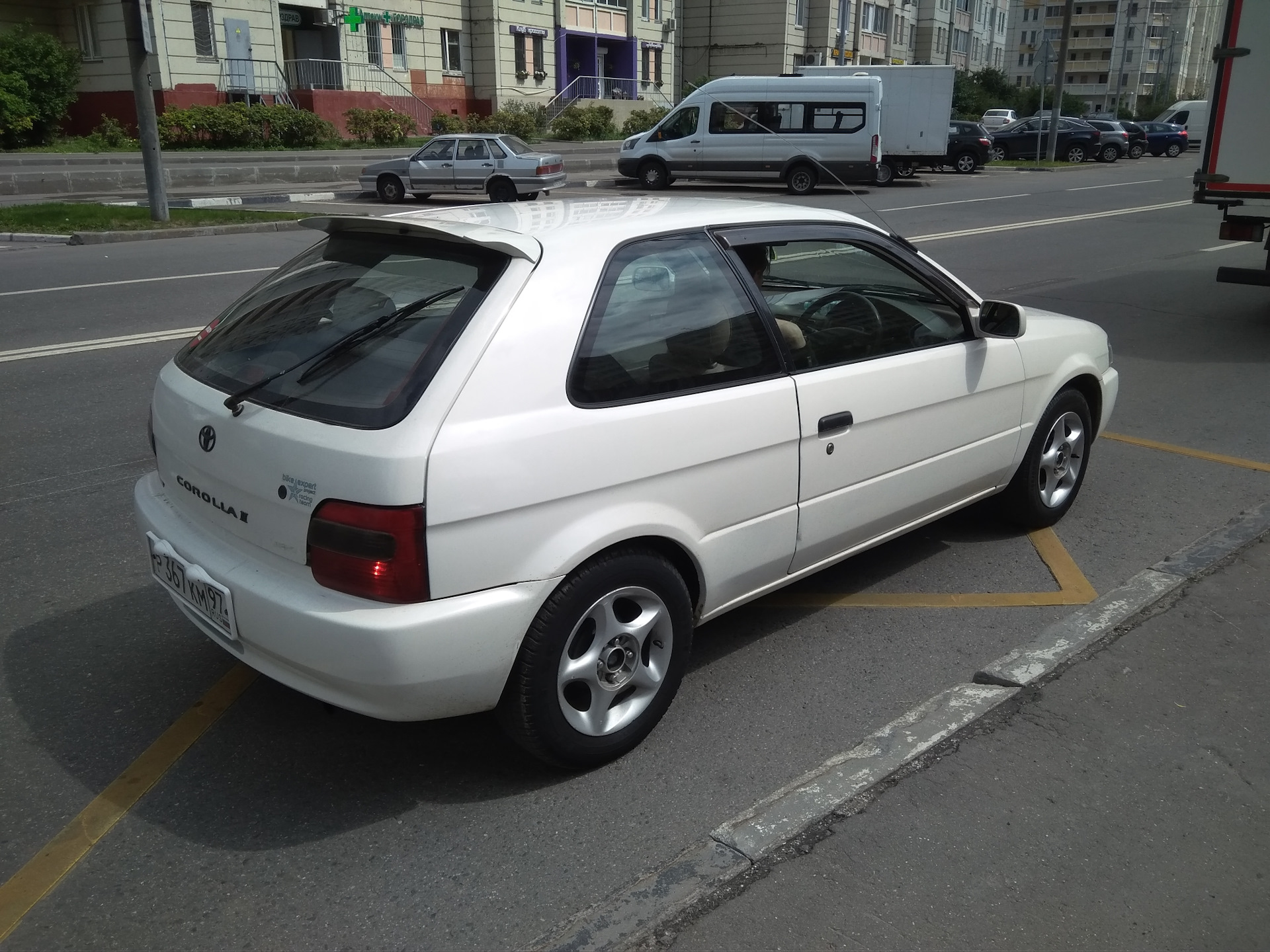 Toyota corolla 2. Toyota Corolla II 1998. Toyota Corolla 2 1998. Тойота Королла 2 1998.