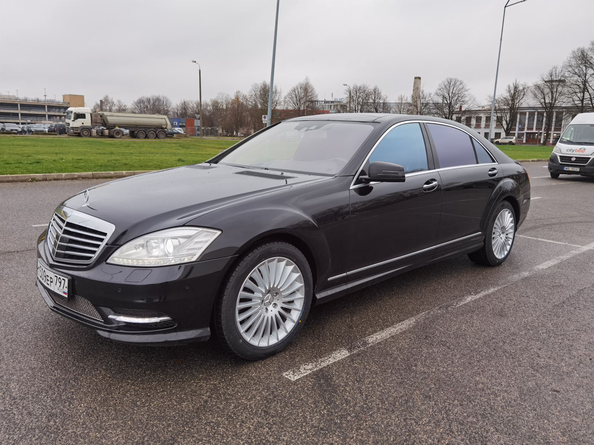 W221 Замена резины на 255/45 R19 и диски — Mercedes-Benz S-Class (W221),  4,7 л, 2012 года | колёсные диски | DRIVE2