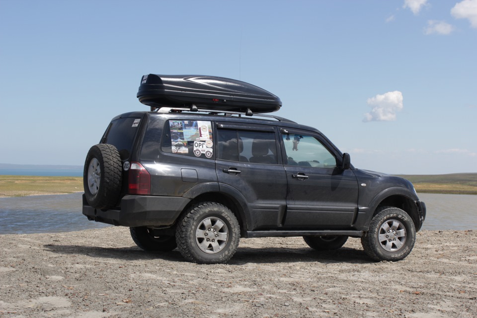 Рено паджеро фото Задний силовой бампер - Mitsubishi Pajero (3G), 3,2 л, 2006 года тюнинг DRIVE2