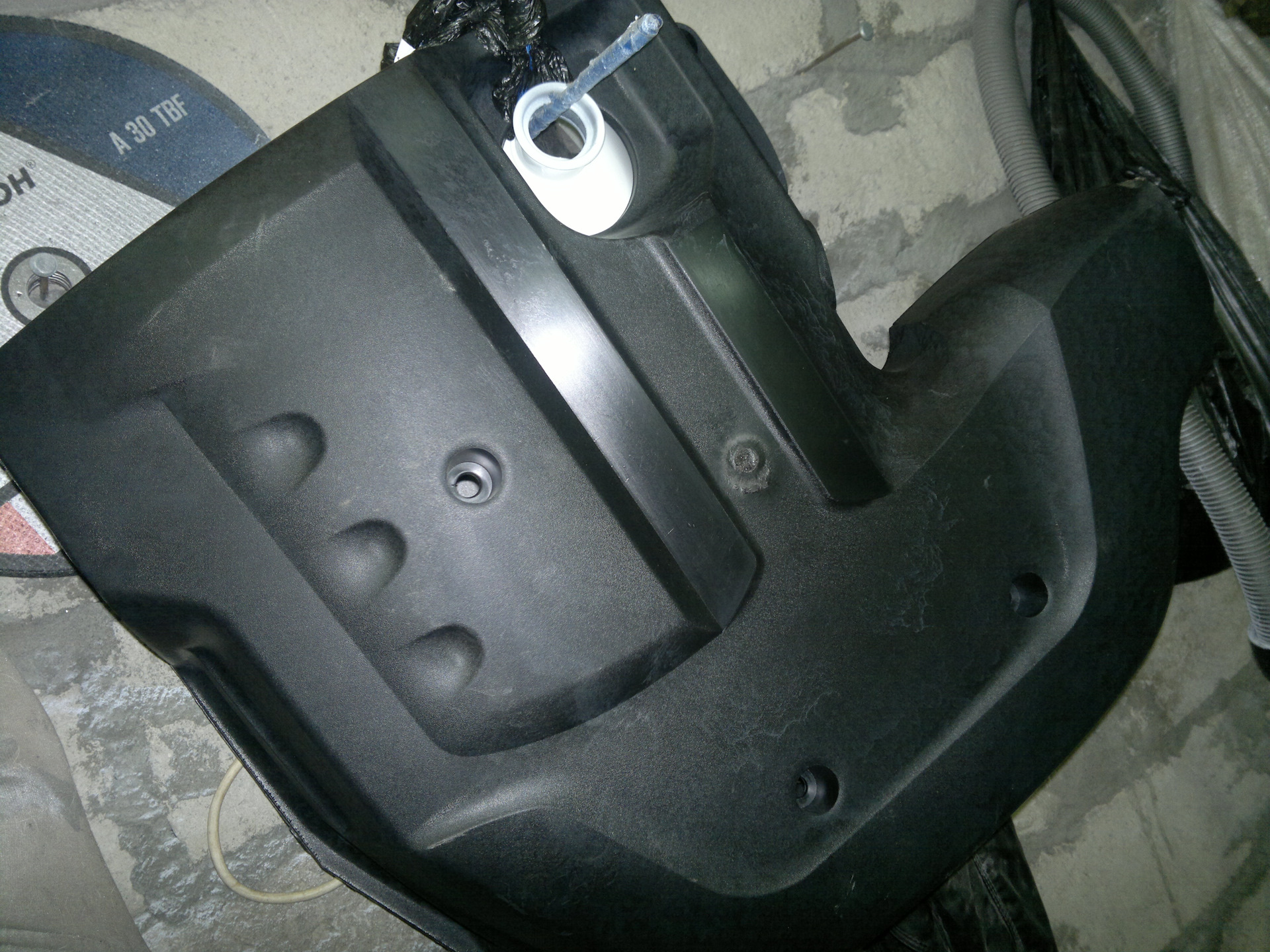 4 bud. Крышка двигателя rav4 2024. Накладка двигателя j31 2,0. 6. 3.