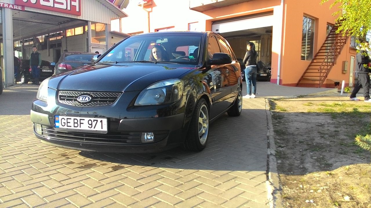 KIA Rio (2G) 1.4 бензиновый 2006 | внешний тюнинг на DRIVE2