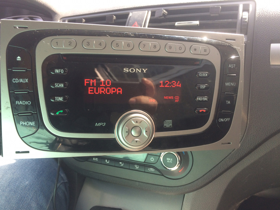 Магнитола Sony — Ford C-Max I, 1,8 л, 2006 года | автозвук | DRIVE2
