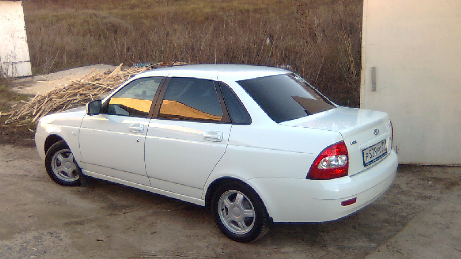 Lada Приора седан 1.6 бензиновый 2011 | октябрист на DRIVE2