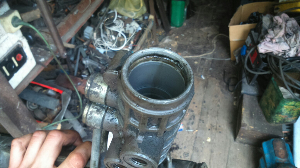 Износ в теле распределителя только пошел, не критичный видел и хуже. — BMW 5 series (E39)