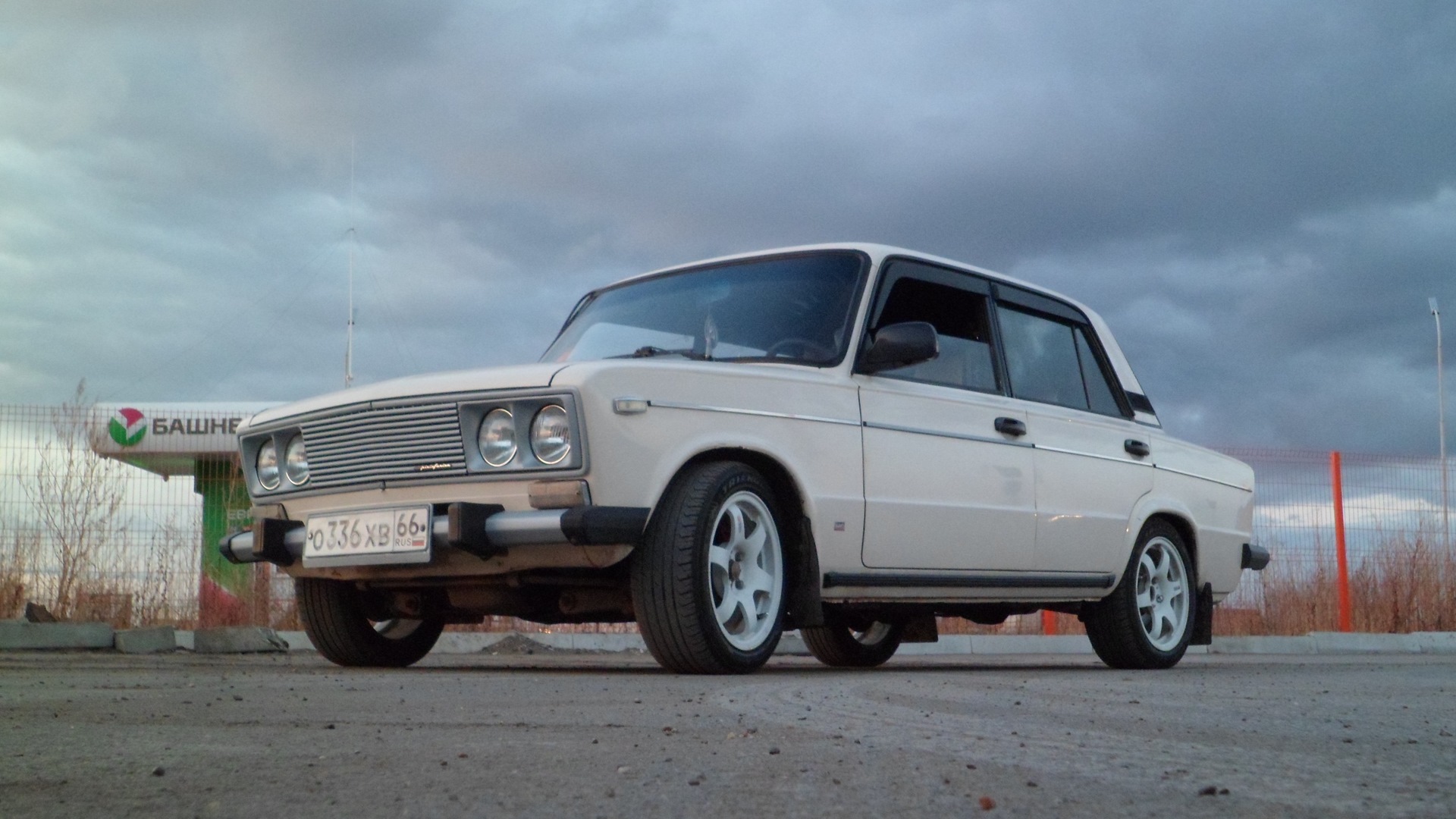 Lada 21063 1.6 бензиновый 1990 | Сафари - перламутр на DRIVE2