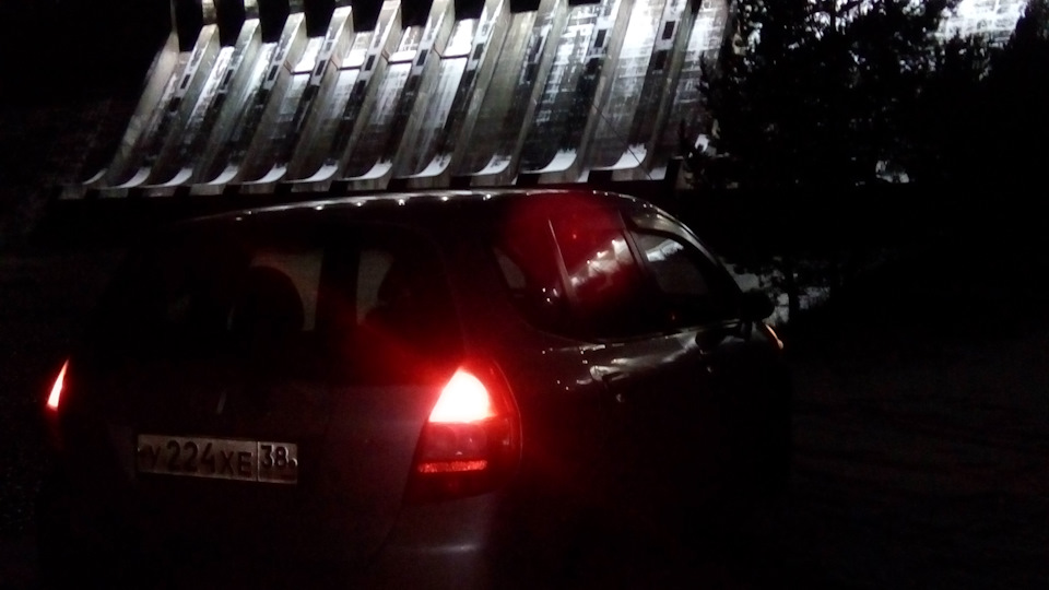 замена опор стоек и пыльников — Honda Fit (1G), 1,3 л, 2001 года ...