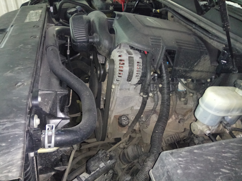 78b9af5s 960 кадиллак эскалейд где номер двигателя