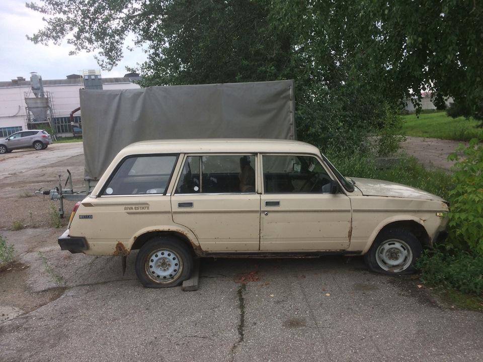 Lada Р’РђР— 2104 Riva