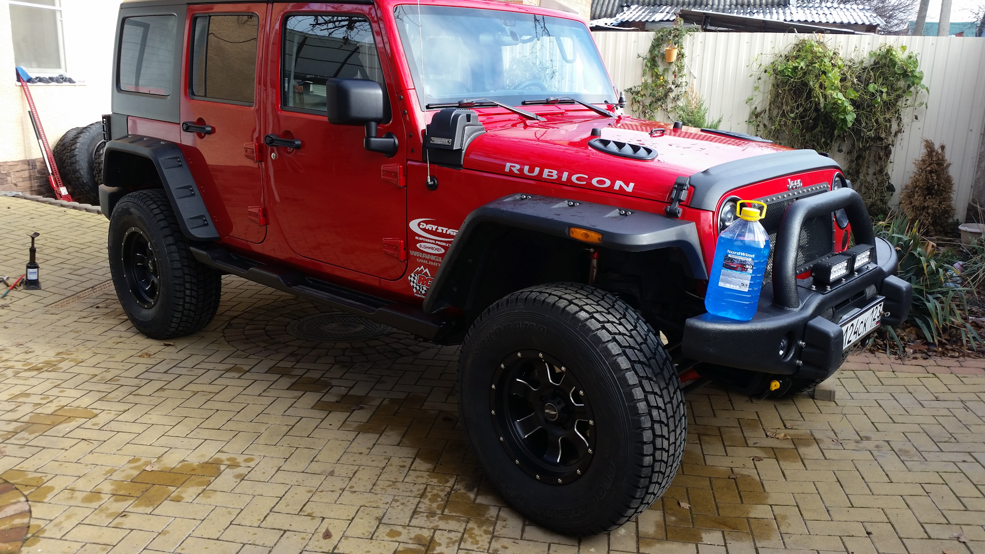 Wrangler JK on 32 Wheels