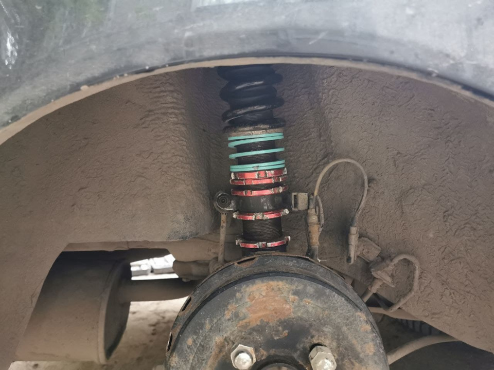 зад — Toyota Corolla Levin (AE110/111)