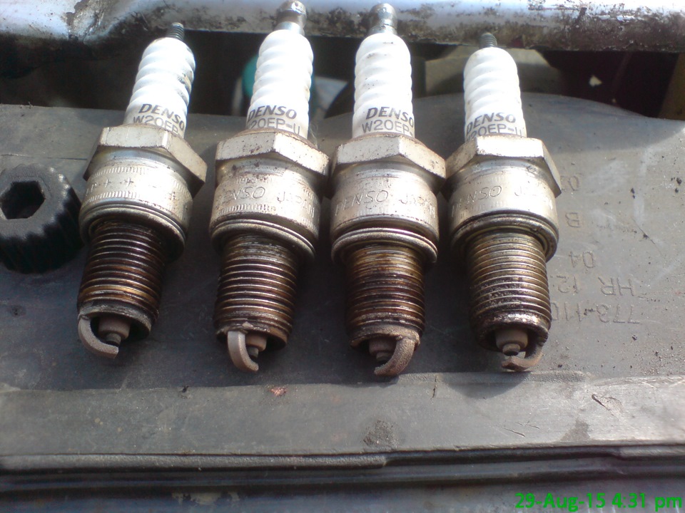 Ну усе, регламент. Замена свечей. — Volvo 940, 2,3 л, 1993 года ...