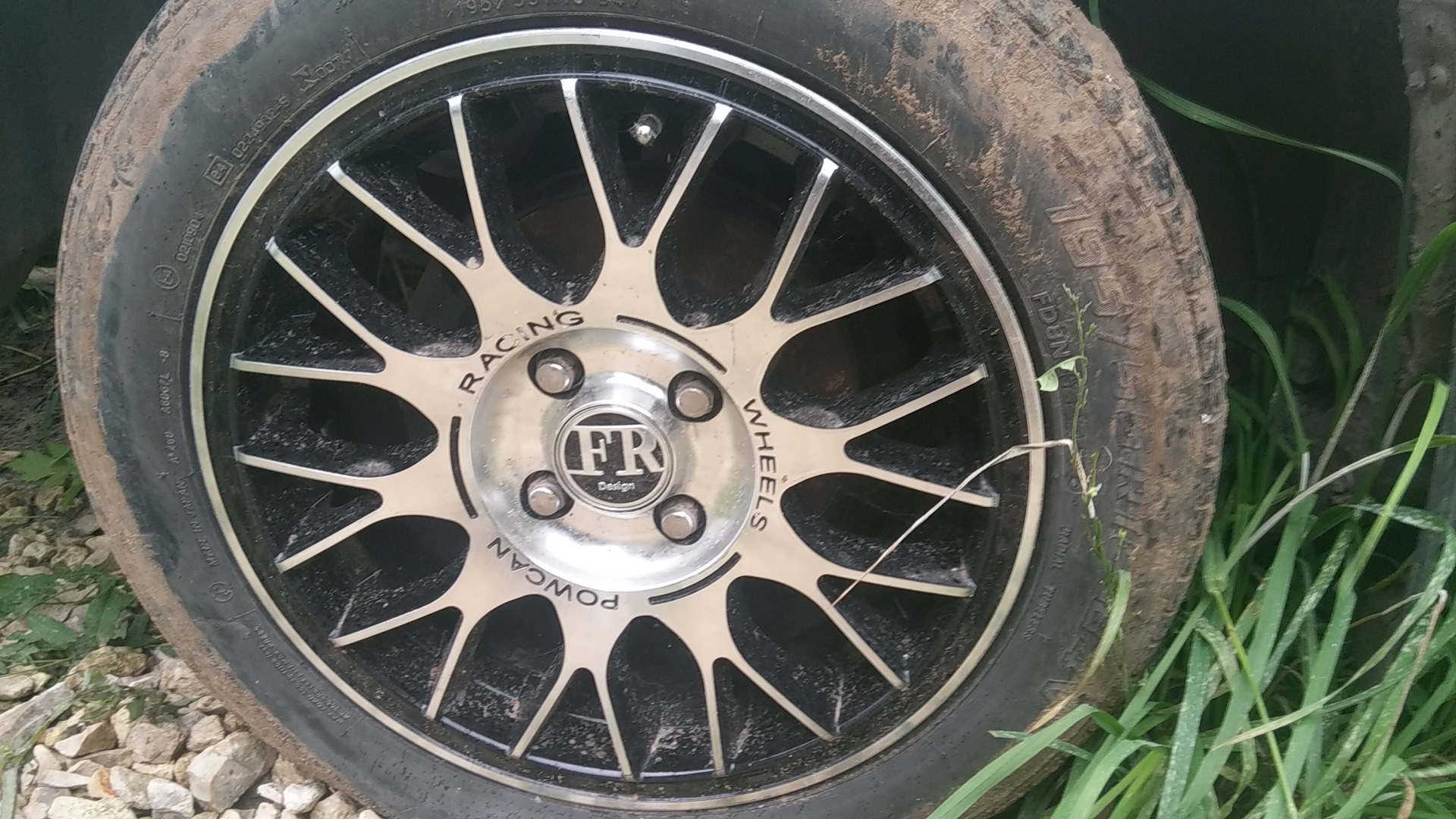 Колесные диски митсубиси паджеро 2. Диски штампы на ваз р 13. Бмв х5 r20 128 стиль. Диски лексус r16. Диски б у 21.