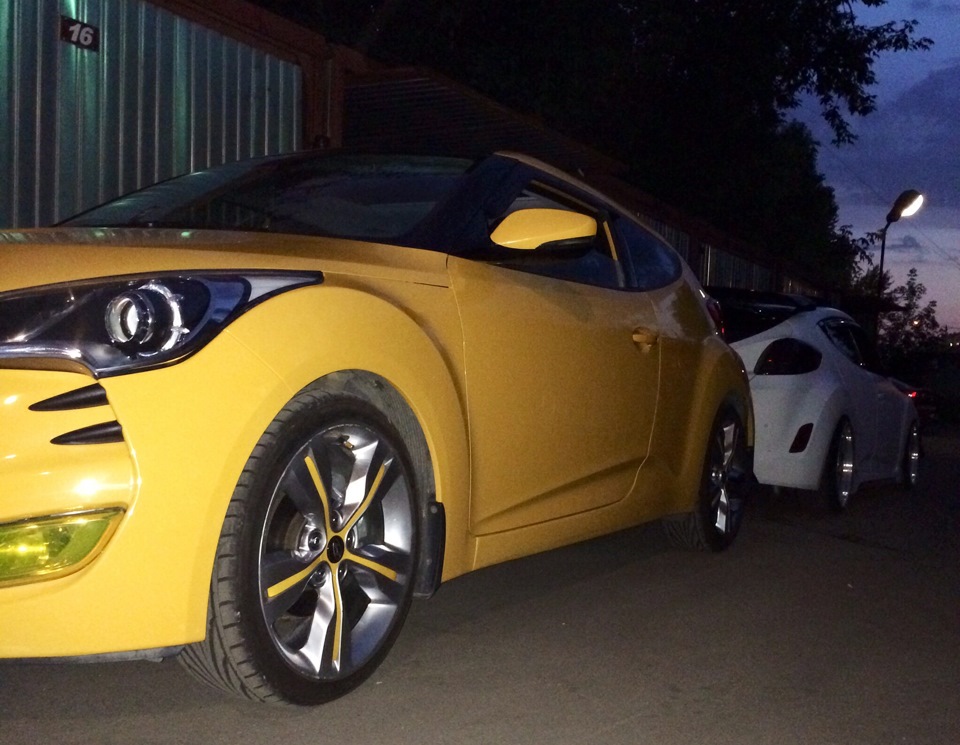 Hyundai Veloster 2014 двери