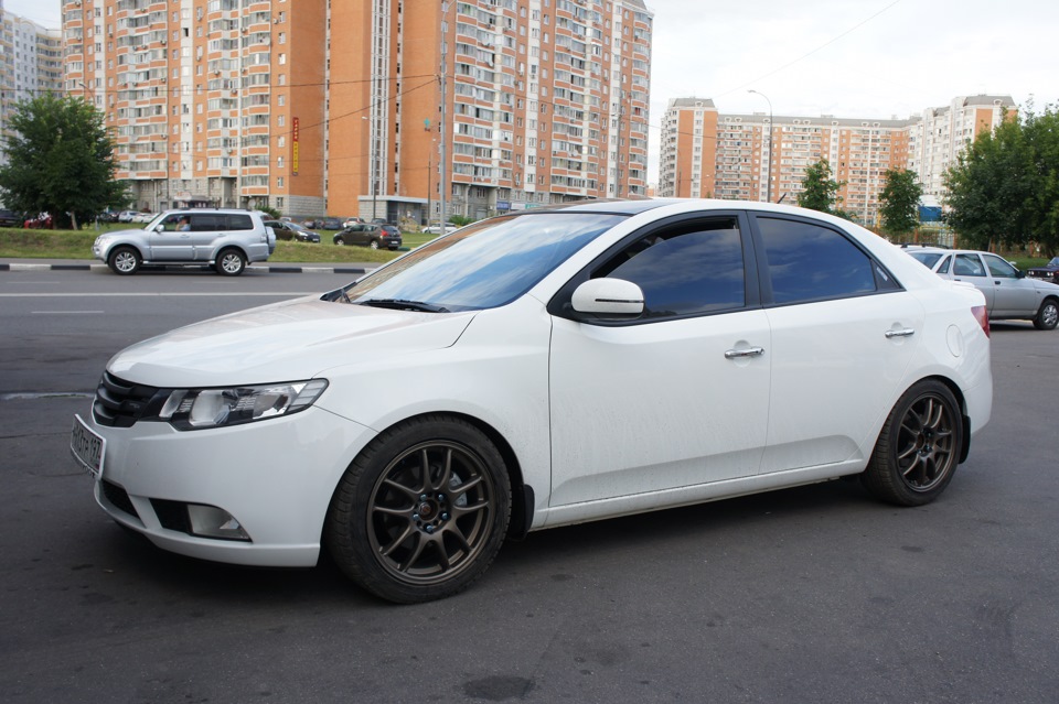 Диски церато. Work emotion CR Kia Rio r16. Work emotion CR Kia Церато r16. Work emotion CR Kia Rio. CR Kiwami r16 Киа Рио 3.