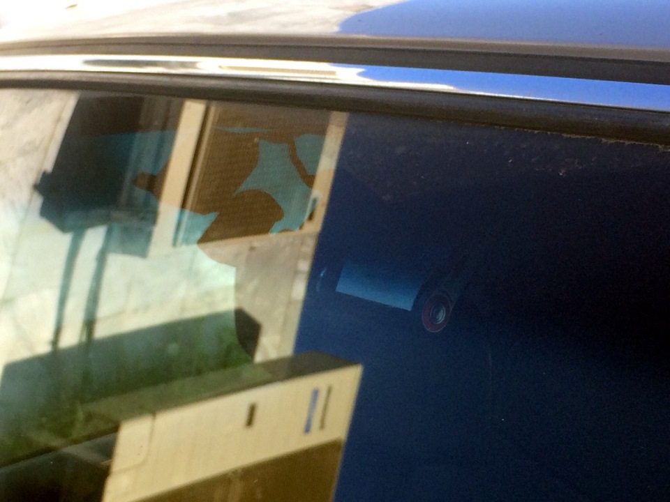 Крепление регистратора и новые ручка и чехол — ГАЗ 31105, 2,4 л, 2008 ...