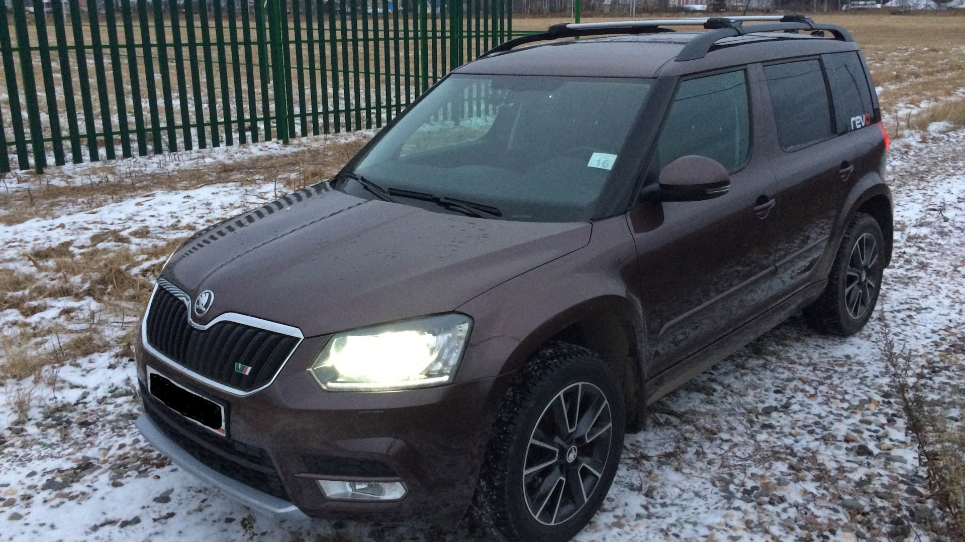 Шкода йети drive2. Skoda Yeti Drive 2. Skoda Yeti 1.8 TSI 4x4. Skoda Yeti 2014 1.8 TSI. Диски Skoda Yeti 2014.