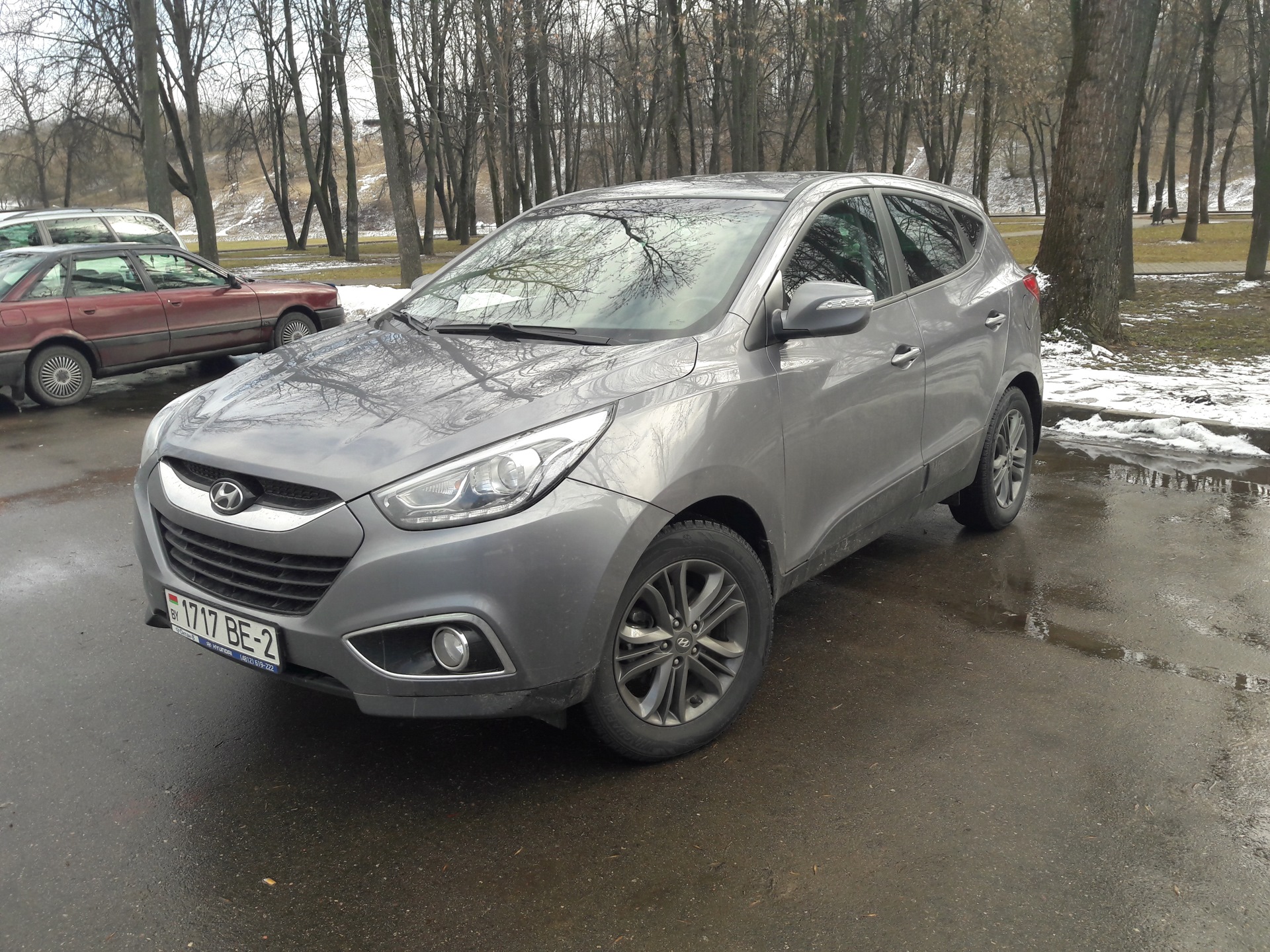 Hyundai ix35 2013 серый. Хендай ix35 серый. Хендай икс 35 серый. Линолеум однотонный серый без рисунка. Салфетка guten morgen лофт сс-лф-35-45 35х45 см.