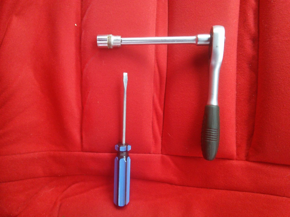 Замена лампочек габаритов в фаре Subaru Impreza 2001 г.в. — Subaru ...