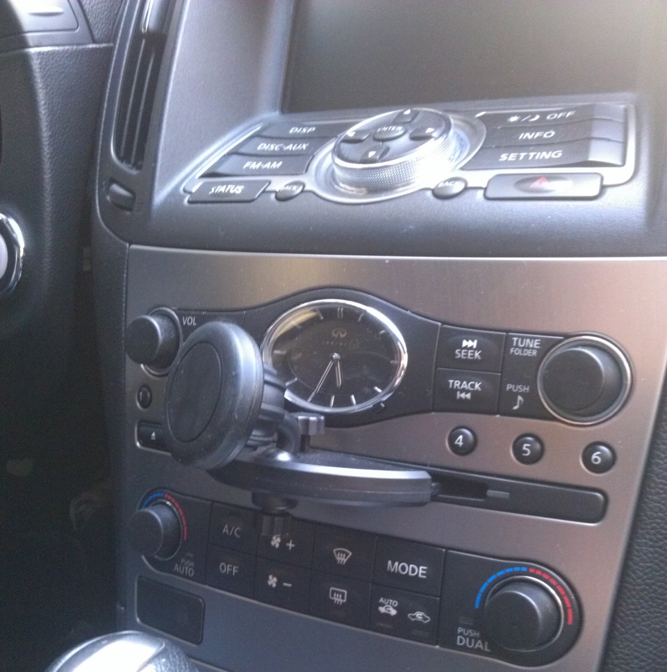 [#2] На чем у вас держится телефон? — Infiniti G25, 2,5 л, 2011 года ...