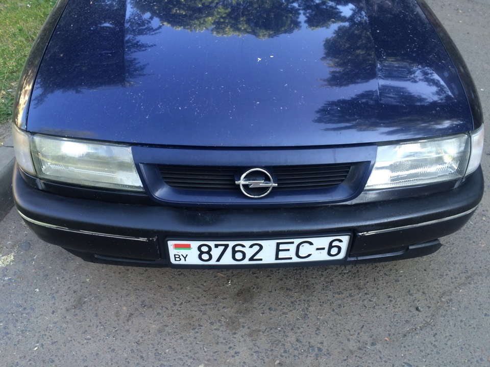 Есть желание обклеить капот карбоном. может подскажите где? — Opel ...