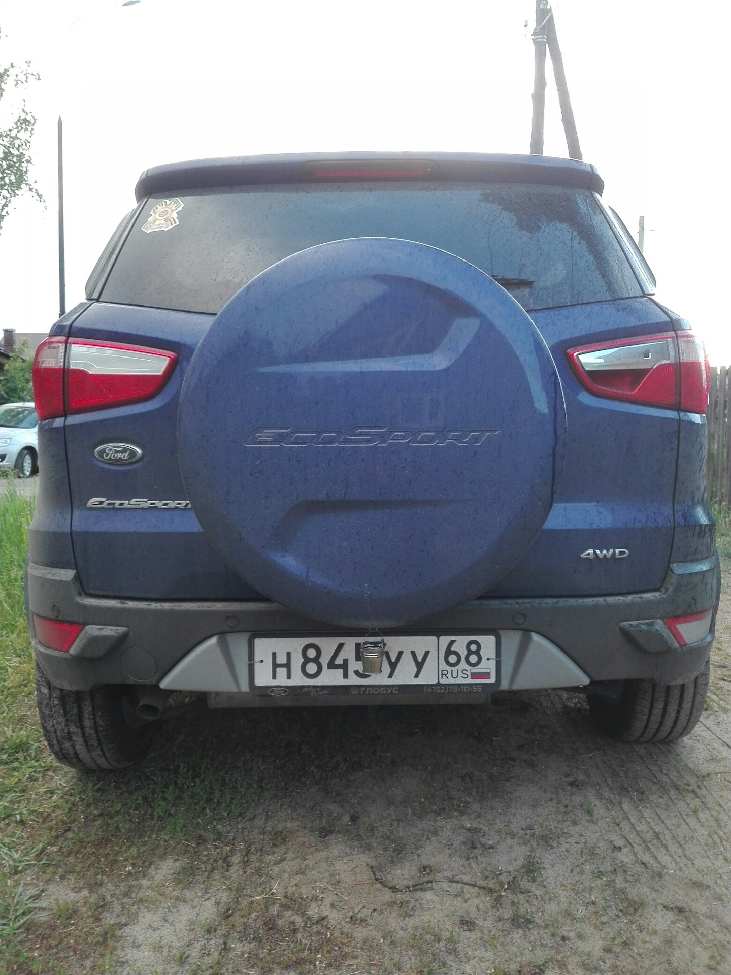 Форд с запаской на задней двери Sarma-Auto.ru