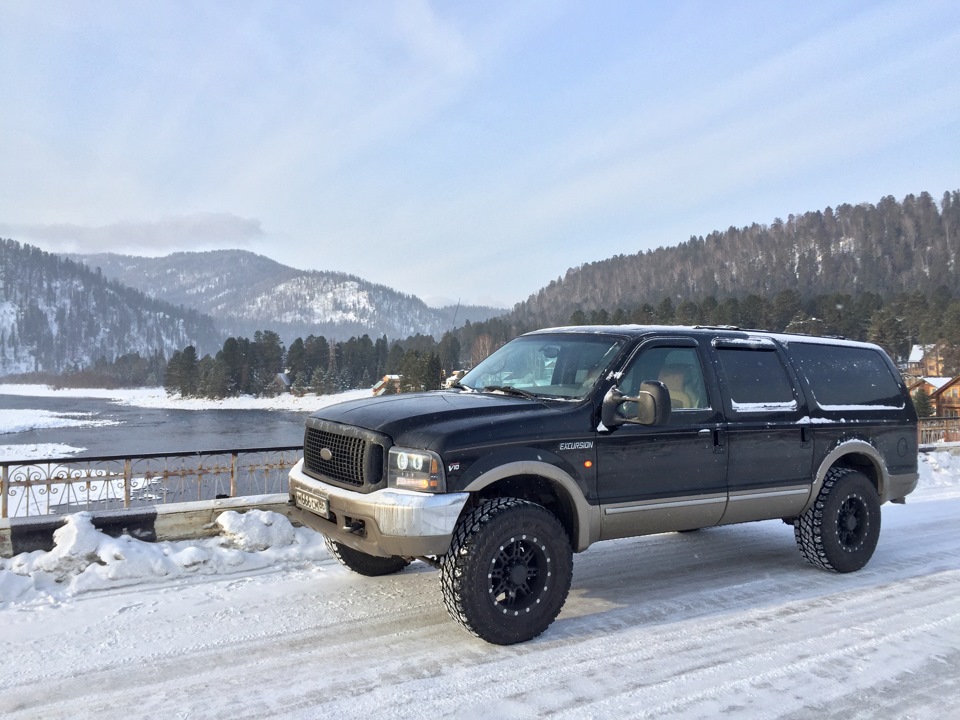 Excursion. Ford - Excursion u137. Ford Excursion 200. Ford Excursion Кеша. Форд Экскурсион зимой.