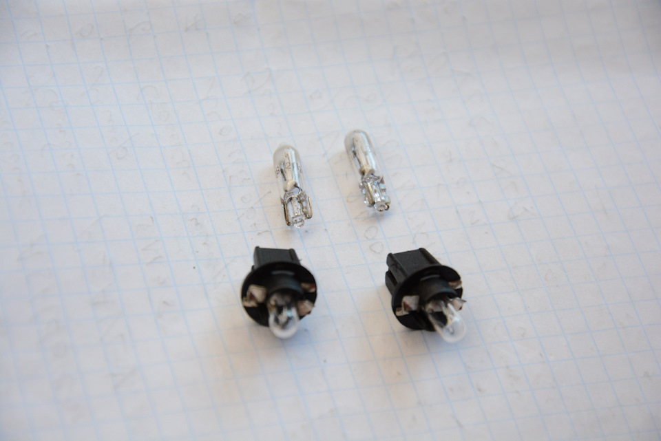 Замена лампочек подсветки блока управления печки Renault Master II ...