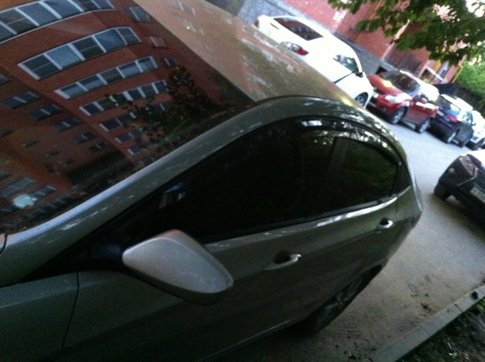 решился затонировать передние боковые стекла — Hyundai Solaris, 1,6 л ...