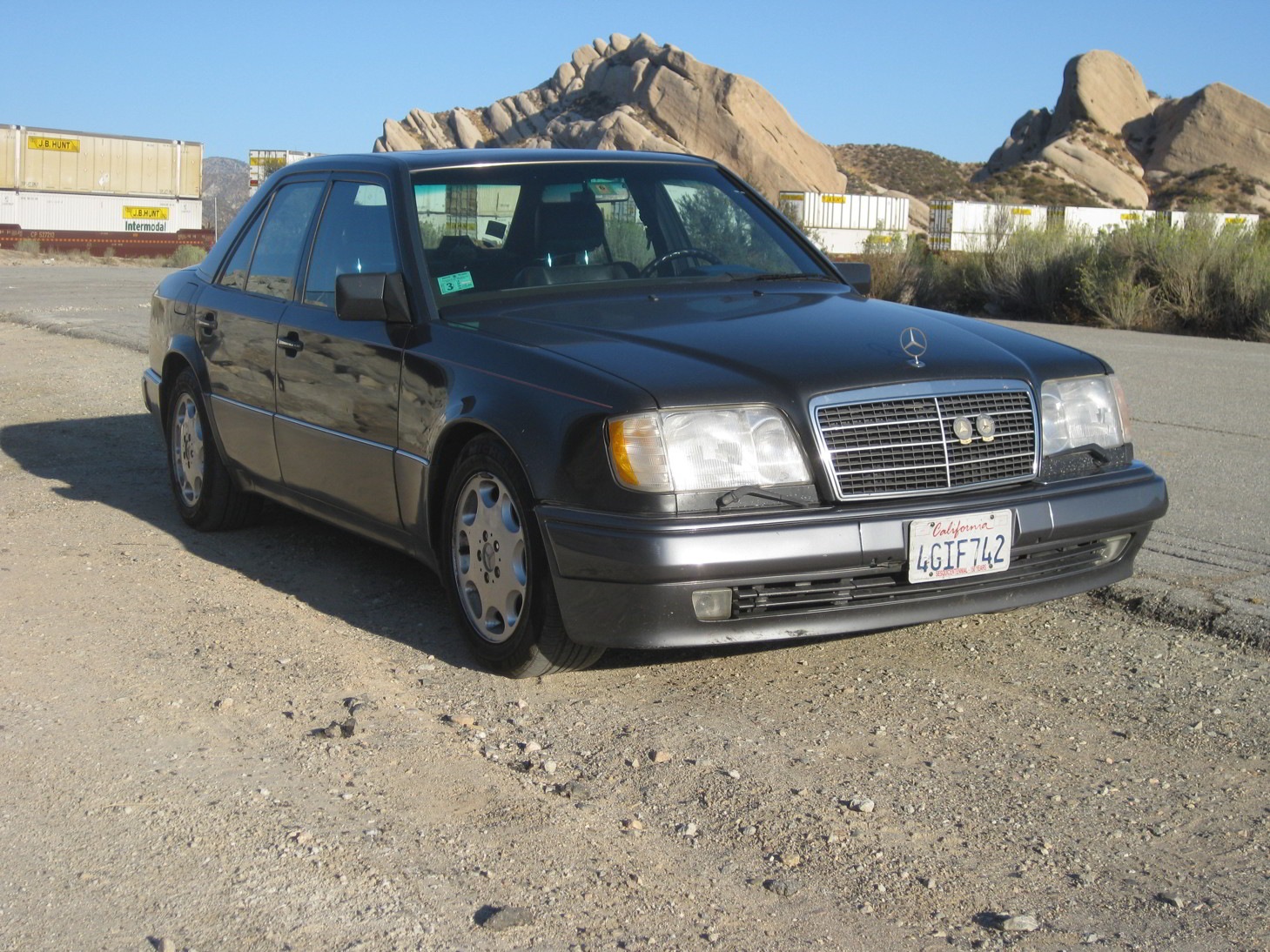 Мерседес 5 литров. Mercedes w124 e500. W124 Coupe. Мерседес e 1991. W124 Cabrio.