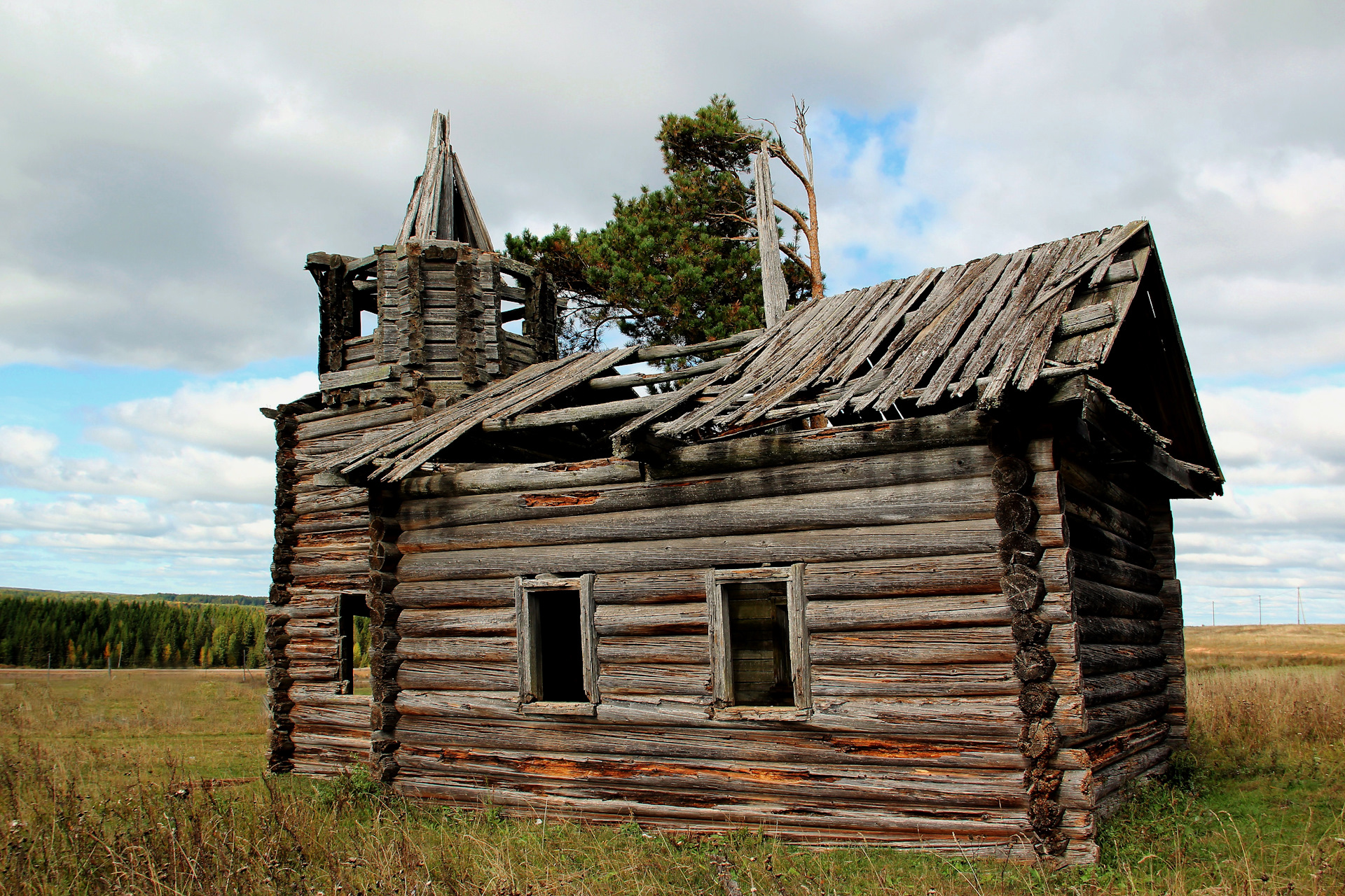 Деревня старина