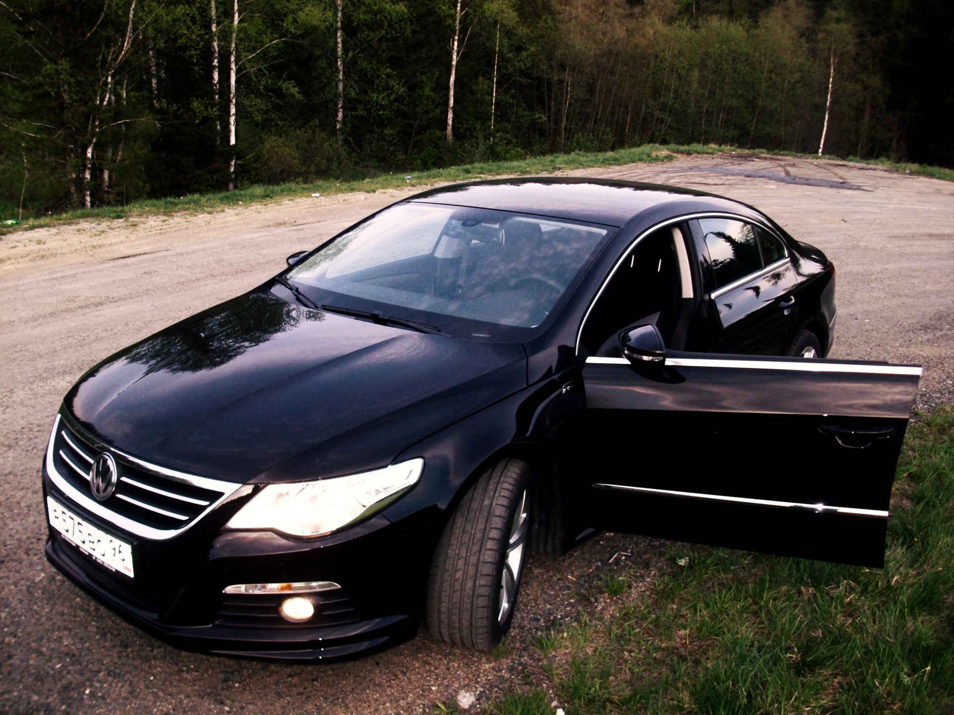 VW Passat cc Black