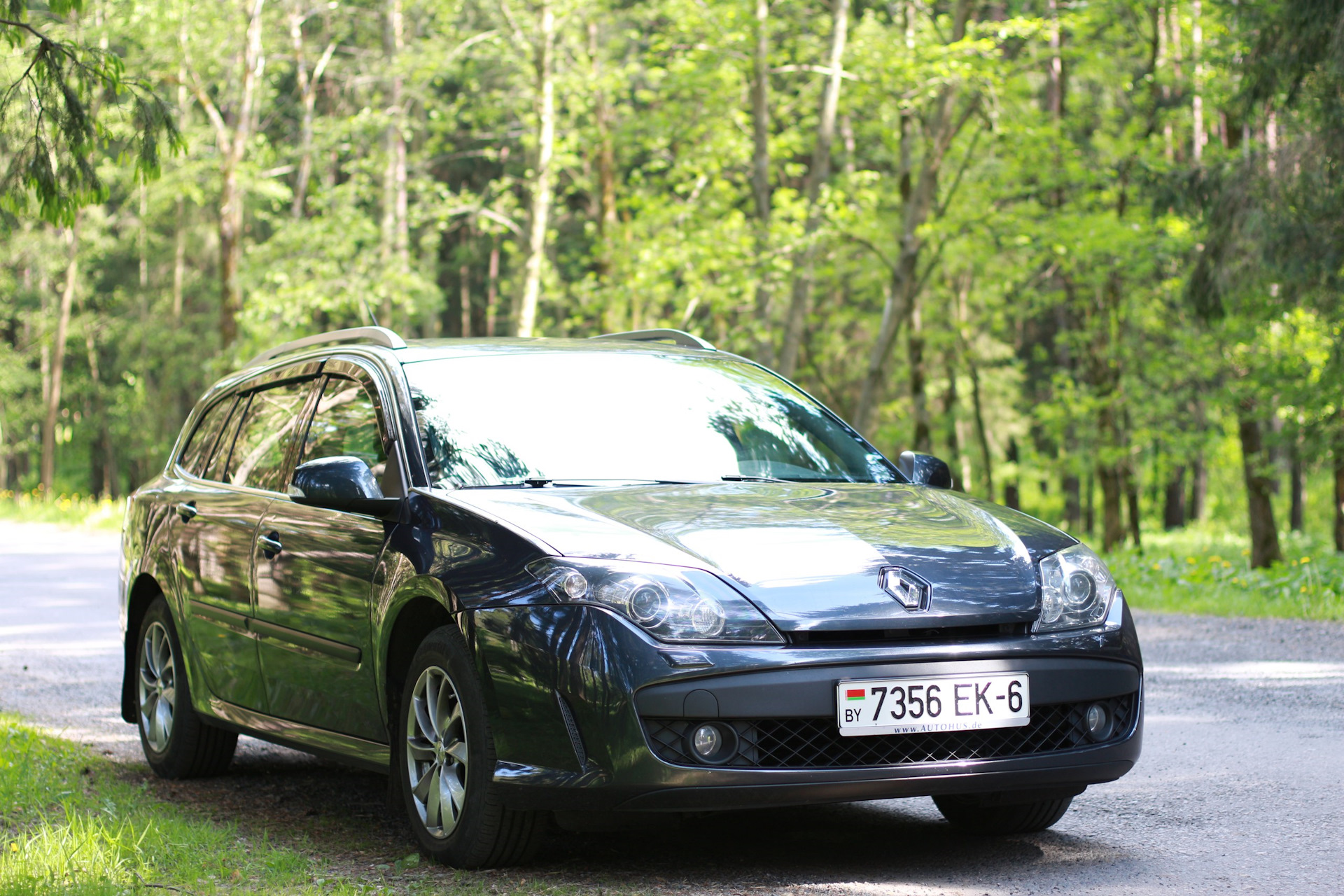 Рено лагуна 3. Renault Laguna 3. Renault Laguna 2010. Renault Laguna Logan. Renault Laguna 1 стиле.