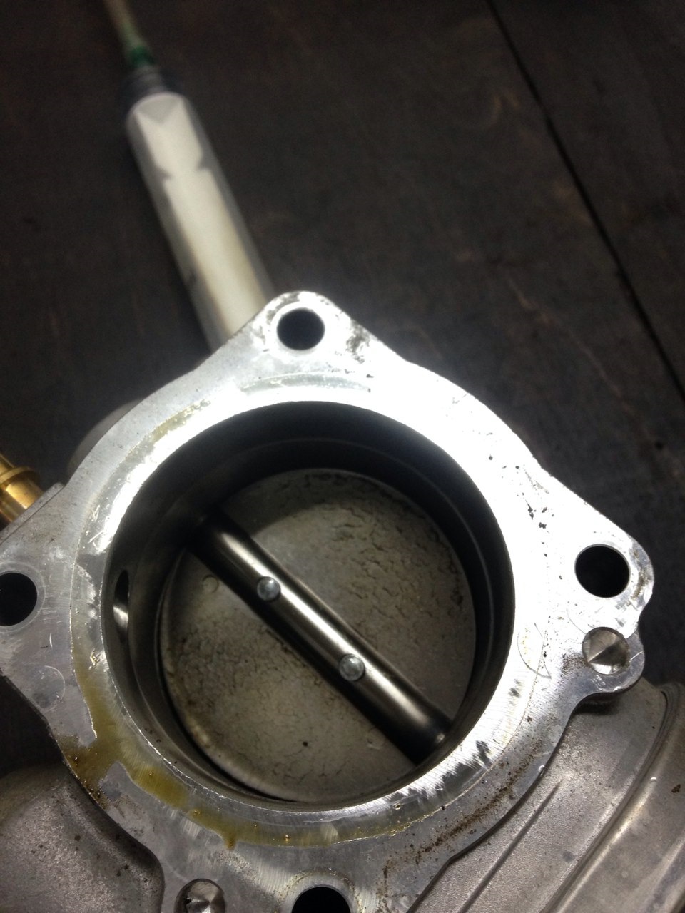 76. Промывка инжектора, чистка дроссельной заслонки, замена свечей ...