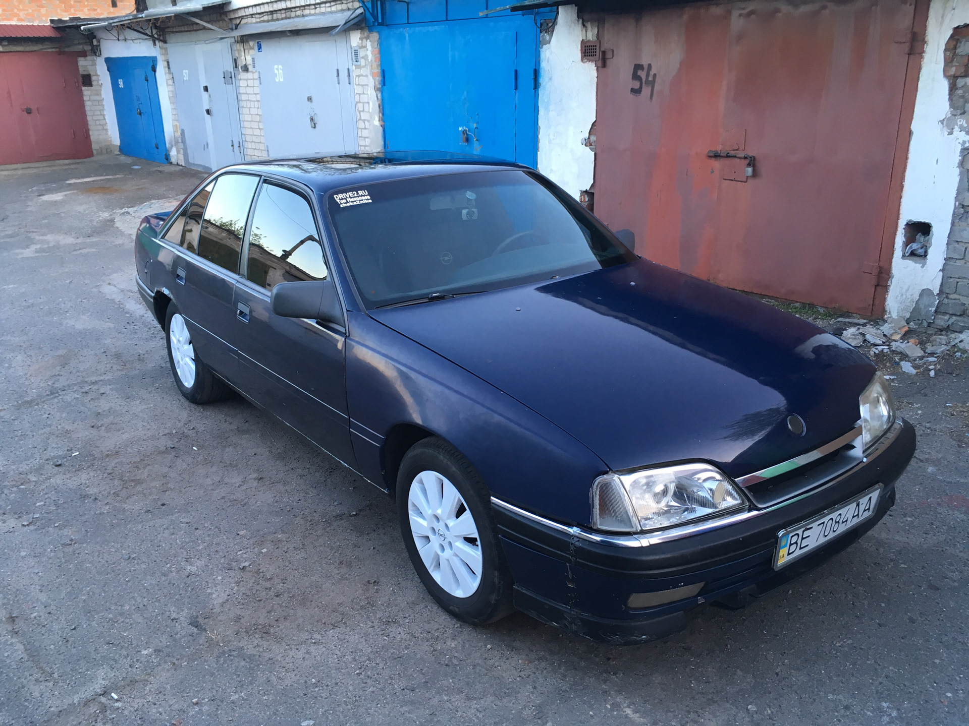 Омега старая. Opel Omega 1990. Opel Omega 2.0 1990. Опель Омега 1990г. Опель Омега а 1990 г 2.0.