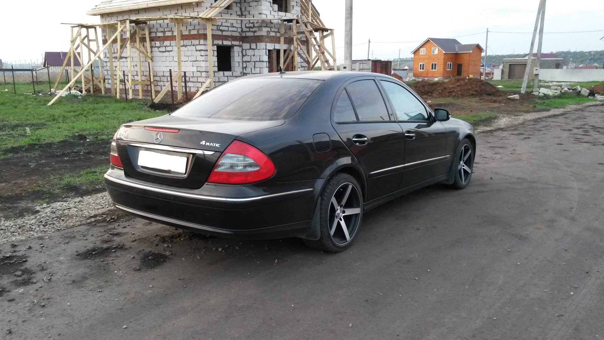 Mercedes-Benz E-class (W211) 3.0 бензиновый 2007 | 231 лошадь на подковах  на DRIVE2