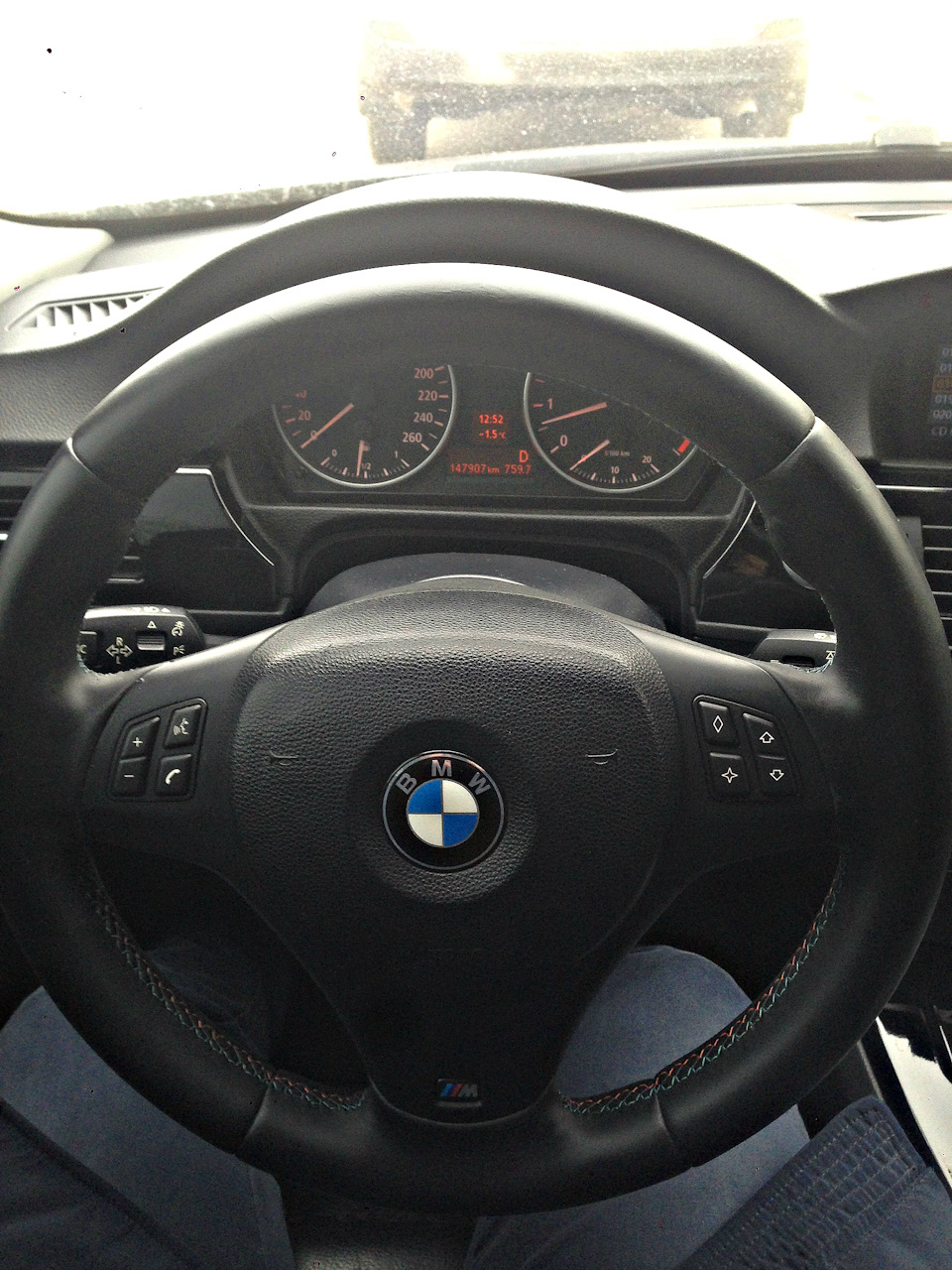 Rul M3 I Glazki Bmw 3 Series 3 0 L 2005 Goda Na Drive2