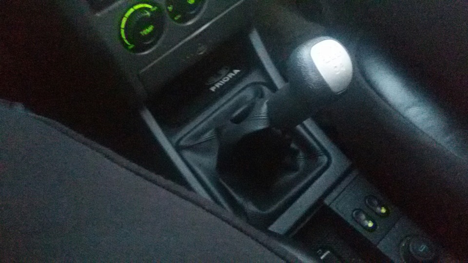 Ручка приора 2 — Lada Приора седан, 1,6 л, 2010 года | аксессуары | DRIVE2