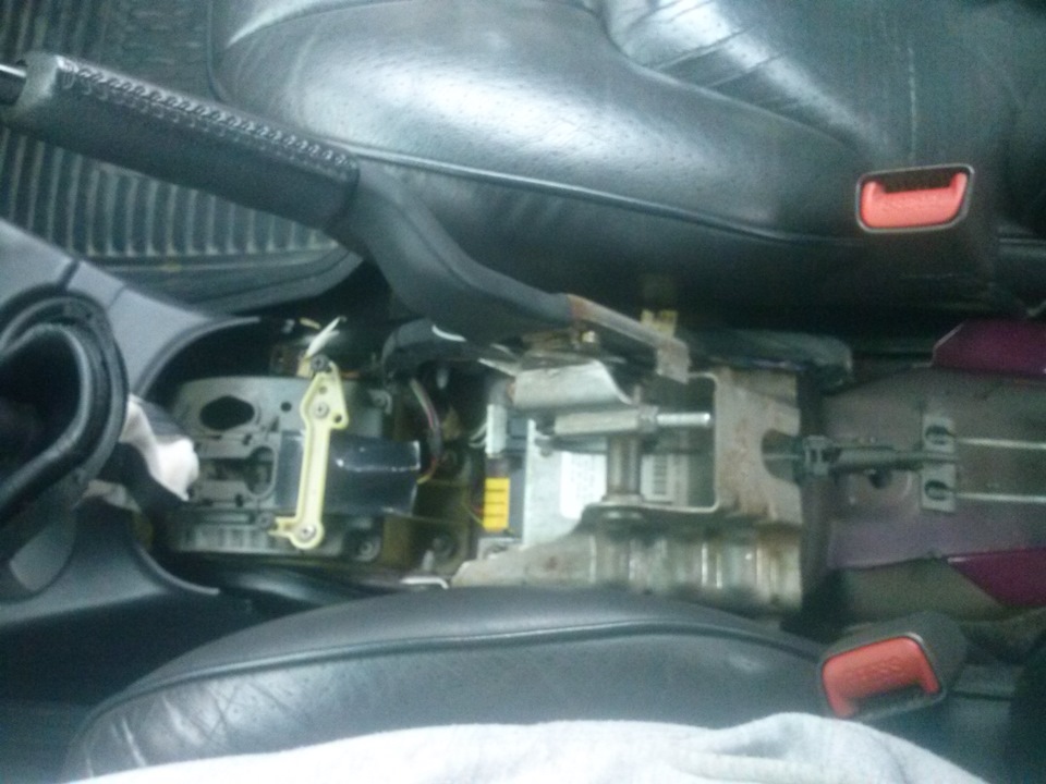 обтягиваем торпеду кожей — Dodge Stratus (1G), 2,5 л, 2000 года ...