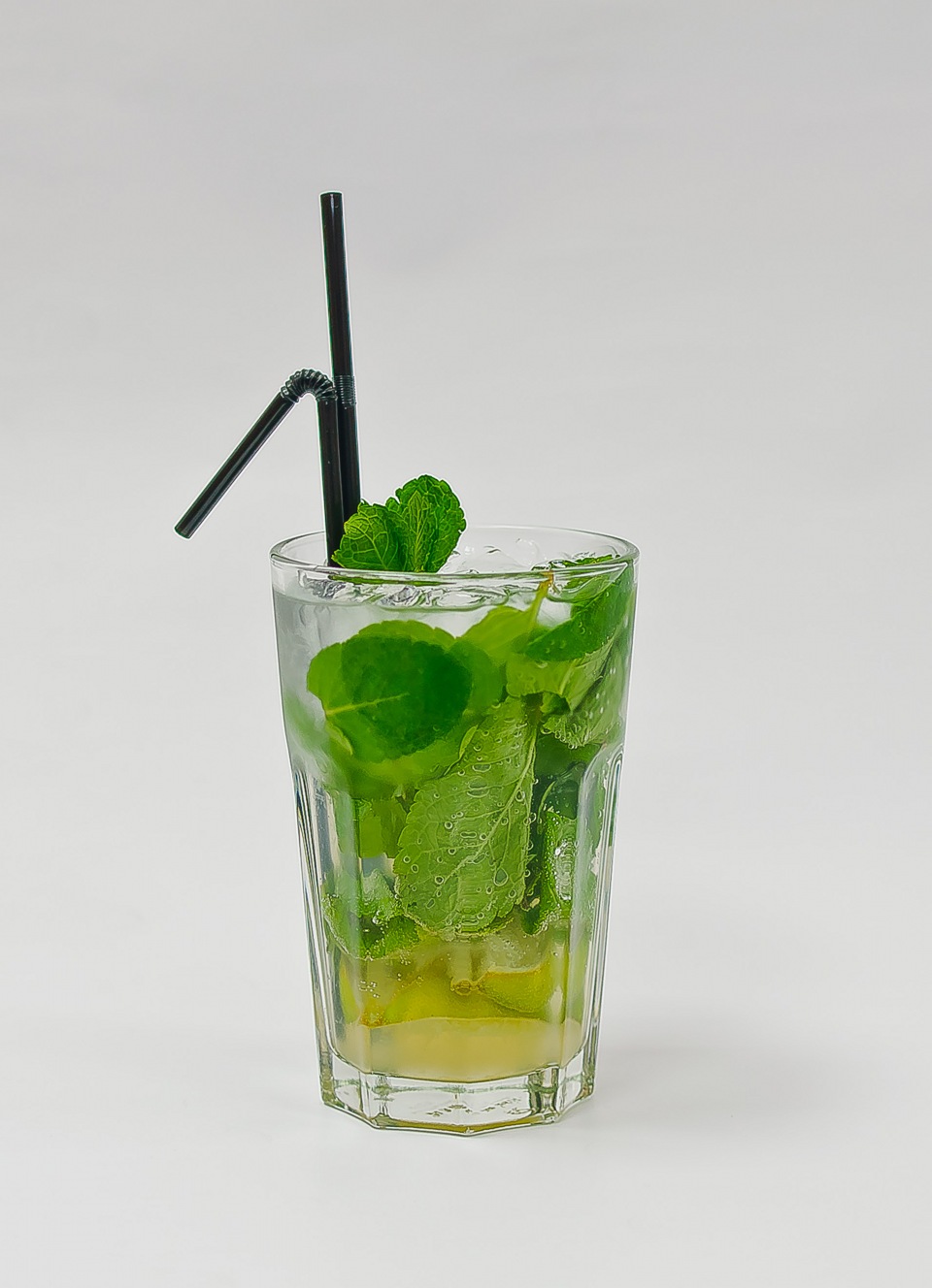 Mohito. Мохито 5%. Коктейльная смесь Мохитос 414мл.. Кубинский Мохито. Мохито коктейль.