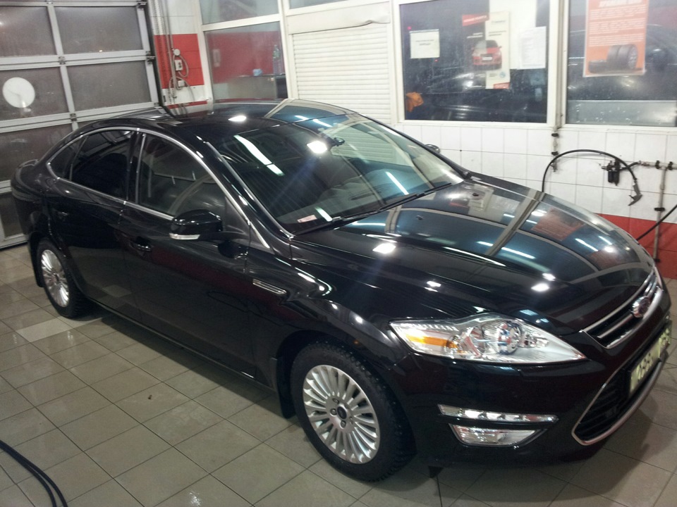 Зимние шины Goodyear Ultragrip Ice Arctic 215/55 R16 + шиномонтаж лето ...